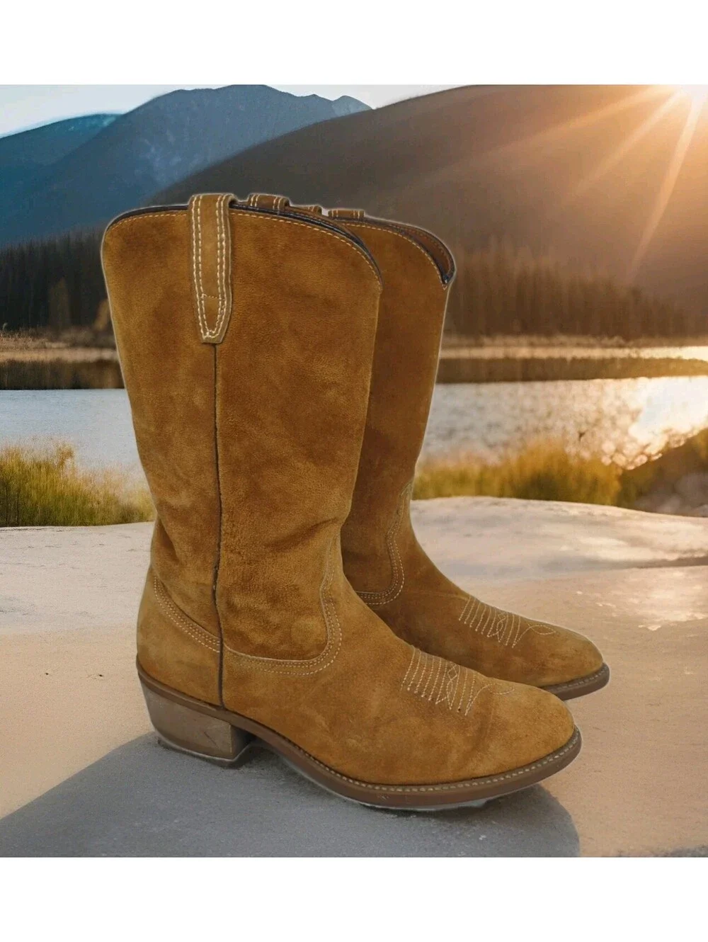 Wolverine Pigskin Suede Cowboy Boots Men 9 EE Wide USA Harvest Wheat Vintage 70s